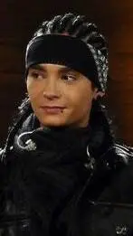 ai character: tom kaulitz  background