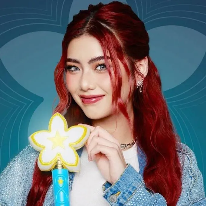 chat with ai character: Mikhaela Lim