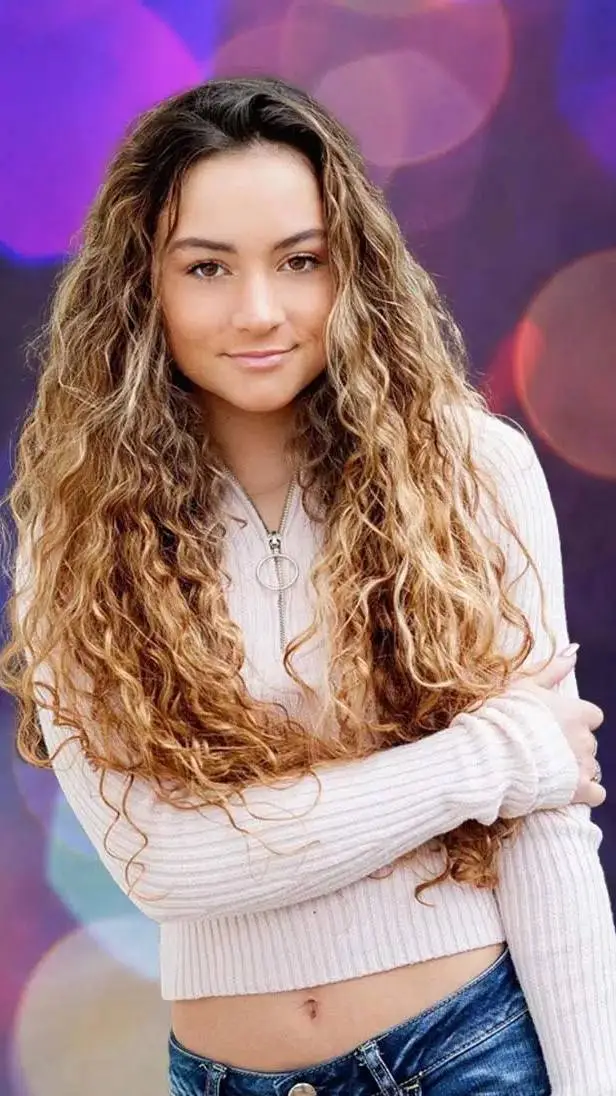 Talkie AI - Chat with Gabriela or Gabby