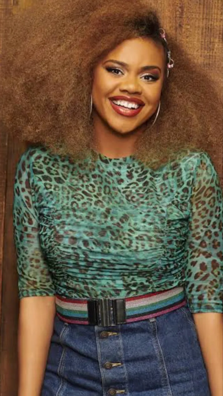 ai character: Dara Renee background