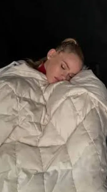 ai character: Freya Skye background