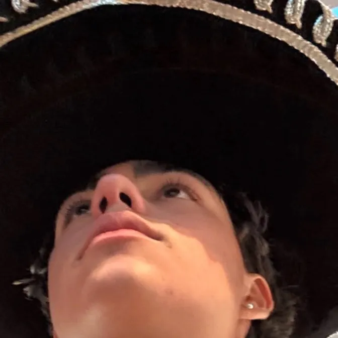 chat with ai character: Malachi 