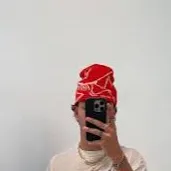 chat with ai character: Malachi