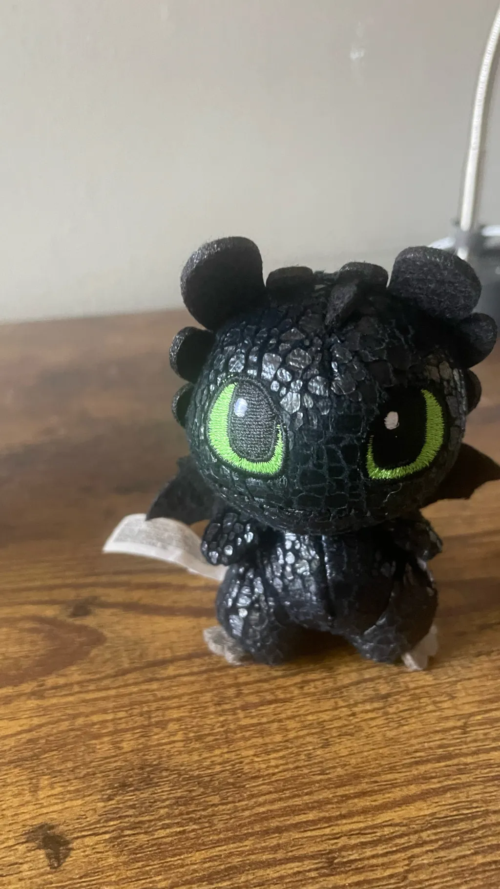 ai character: Plushie toothless background