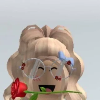 chat with ai character: Heyrosalina