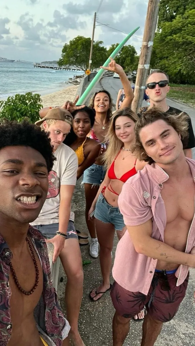 ai character: Outer banks🌊🏄 background