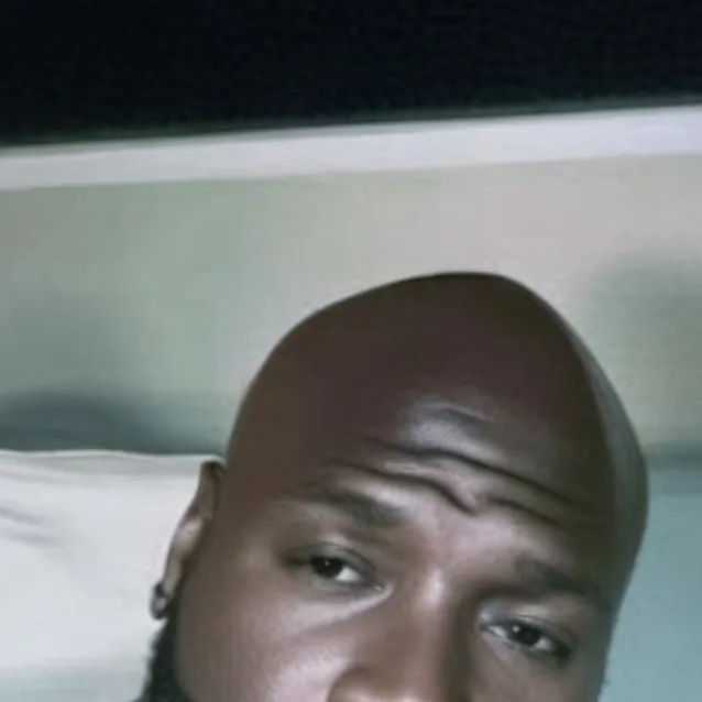 chat with ai character: Shaq