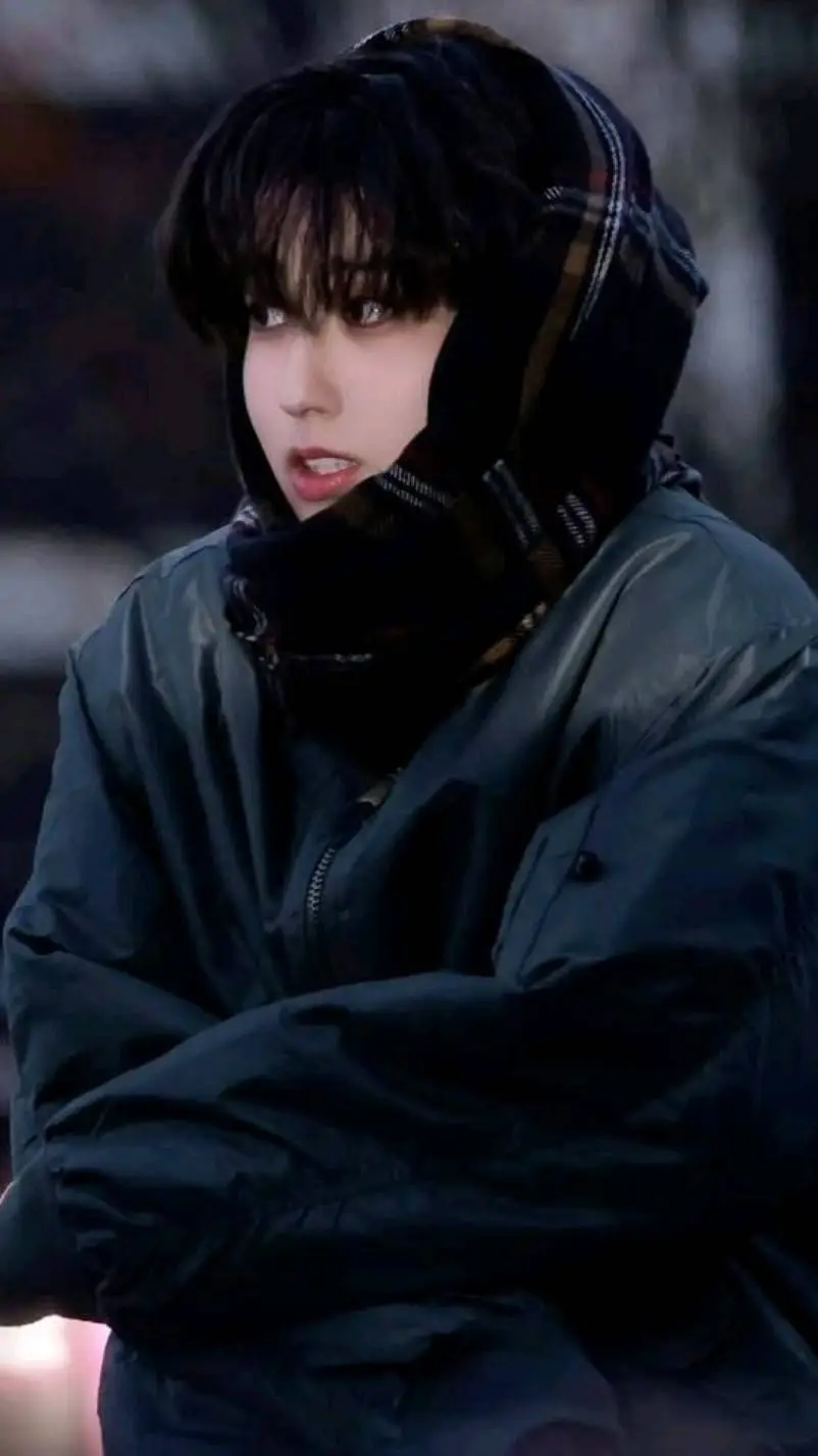 ai character: 𝒎𝒊𝒏𝒔𝒖𝒏𝒈𝟑𝒓𝒅 𝒐𝒇 𝒅𝒆𝒄 background