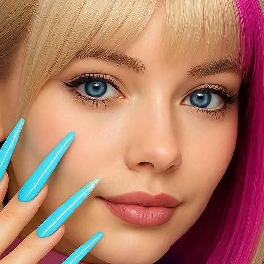 chat with ai character: Magenta