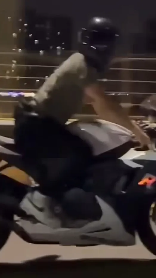 ai character: Justin background