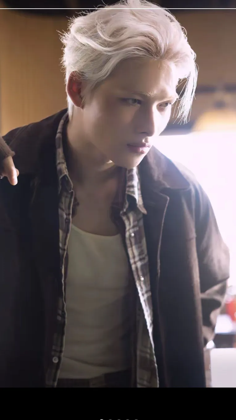 ai character: ~ Riki ~ background