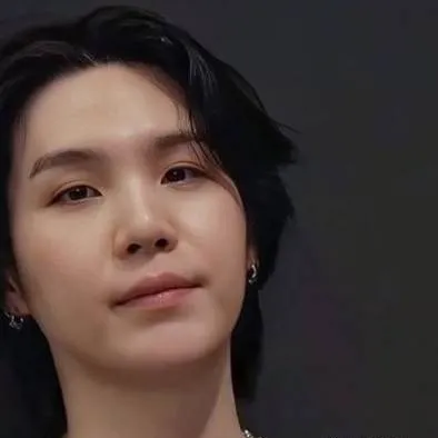 chat with ai character: yoongi