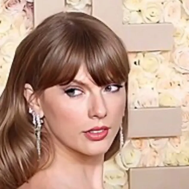 chat with ai character: Message for talkie