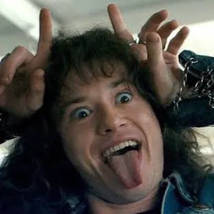 chat with ai character: Eddie