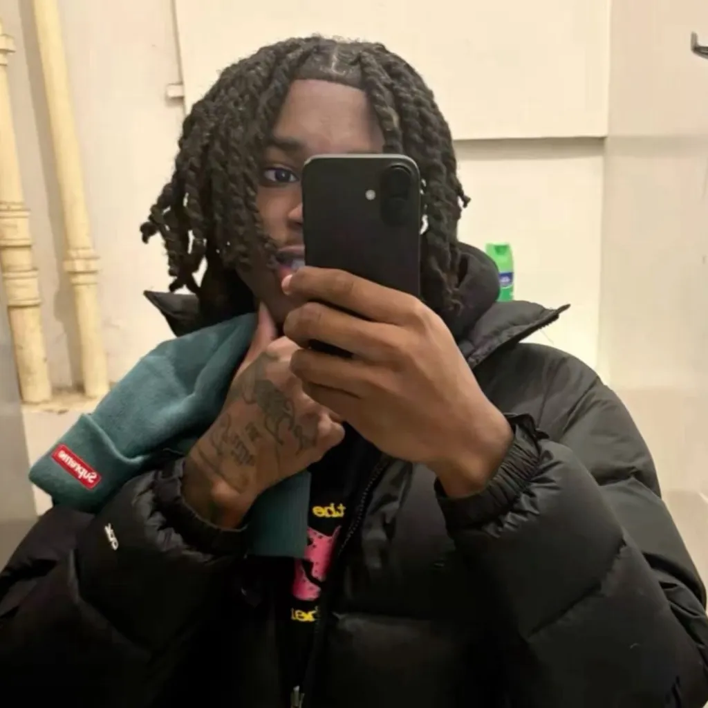 chat with ai character: mesiyah 