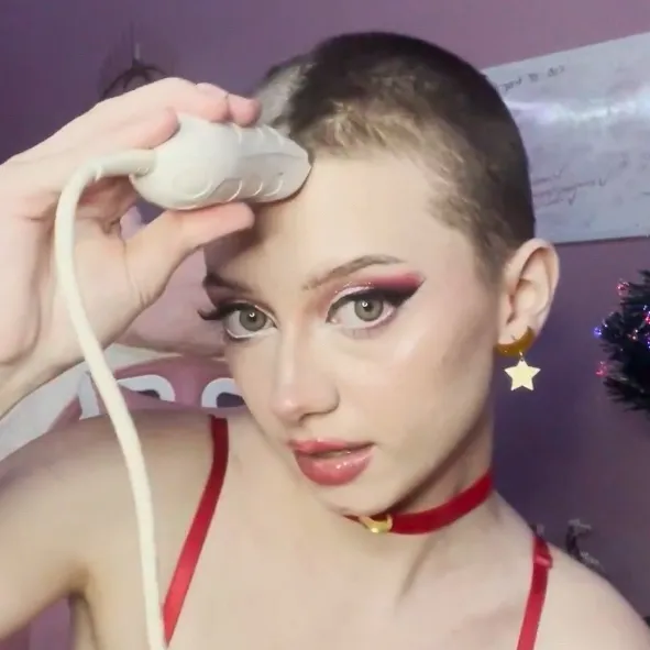 chat with ai character: Bailey