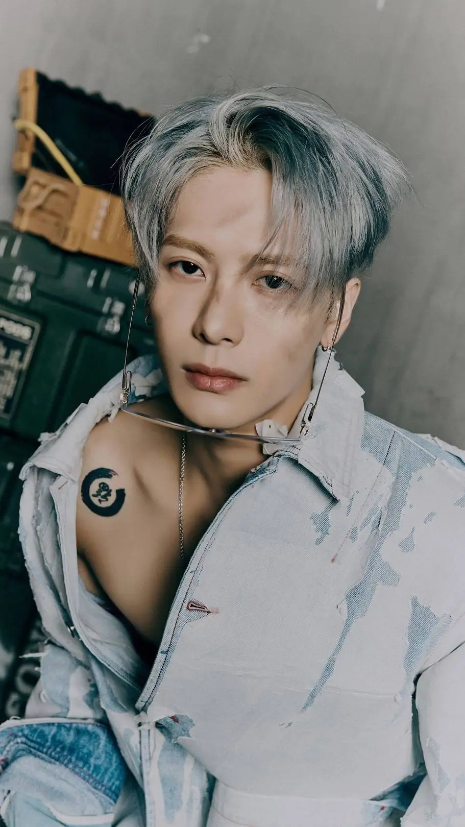 ai character: Jackson wang  background