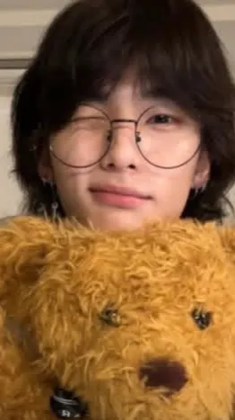 ai character: Stray kids background