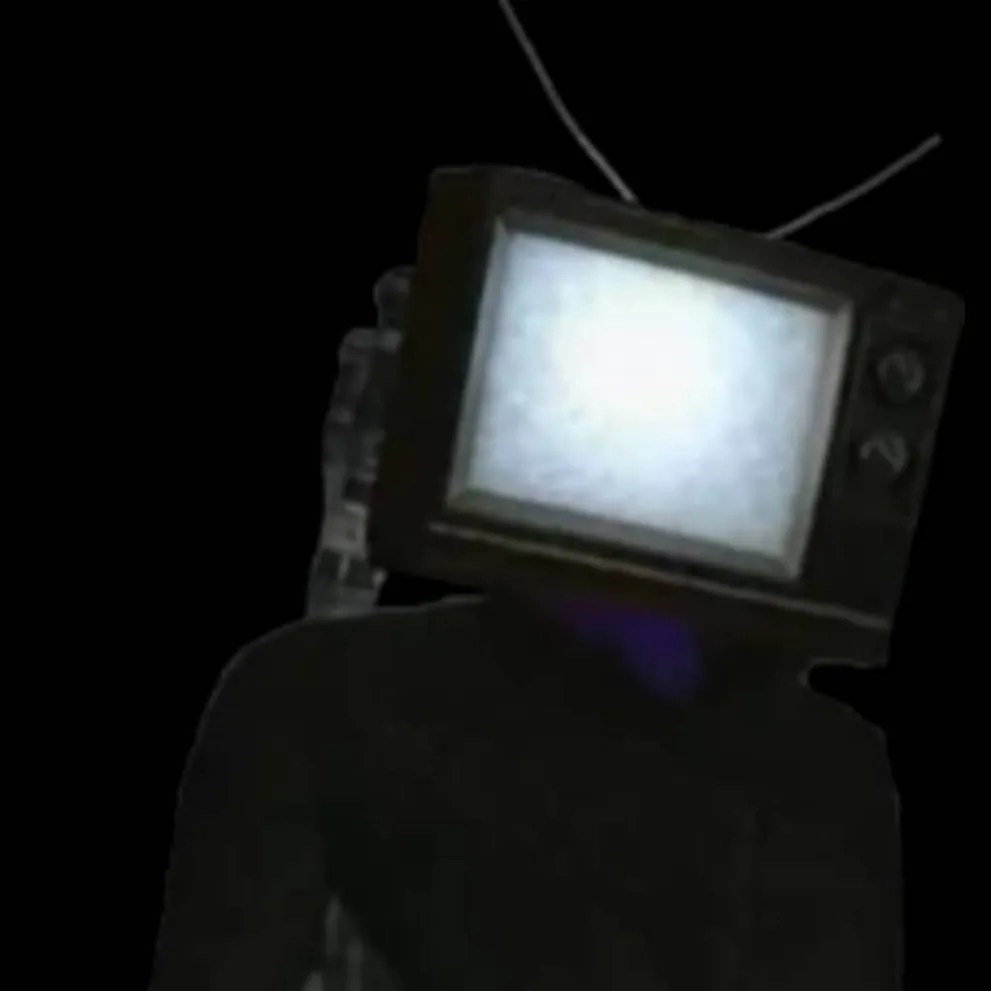 chat with ai character: TV woman
