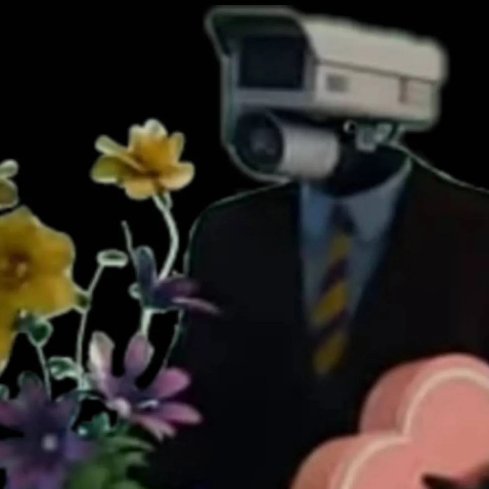 chat with ai character: Brown cameraman