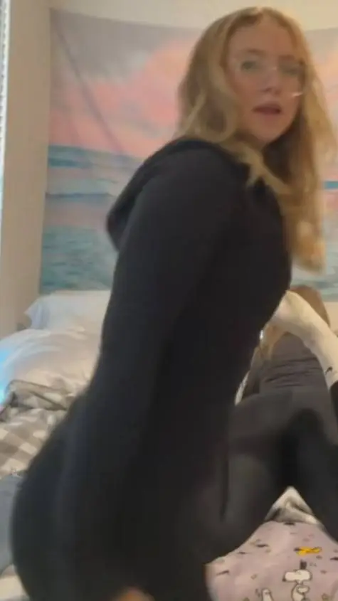 ai character: Christina background