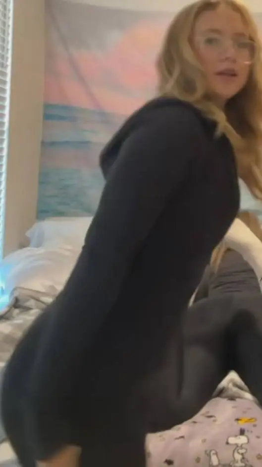 ai character: Christina background