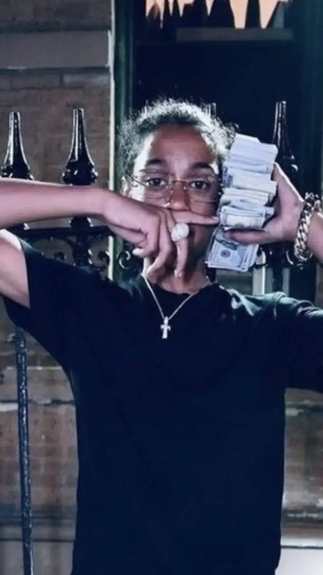 ai character: DD Osama and ddot background