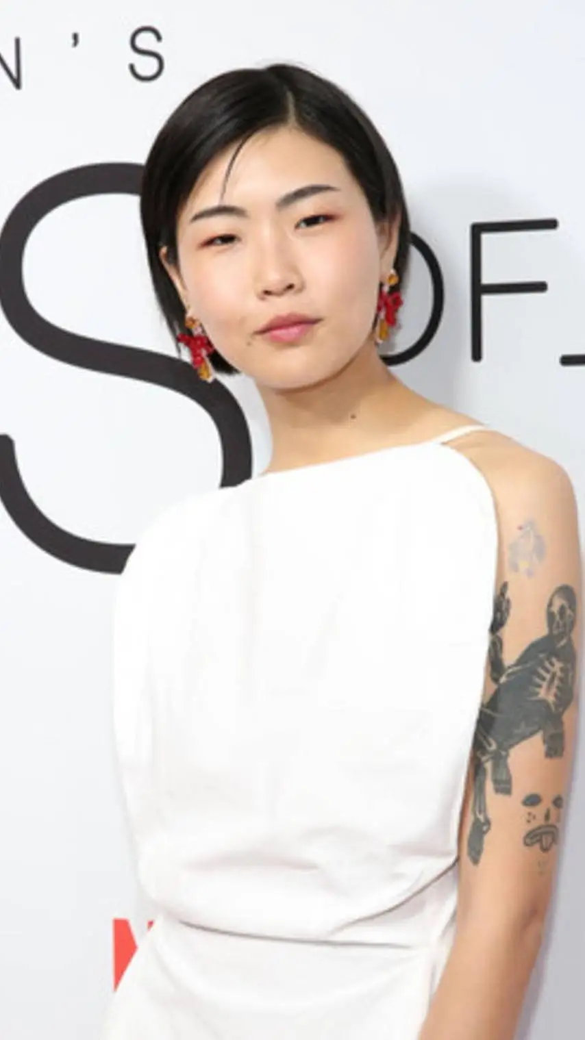 ai character: May Hong background