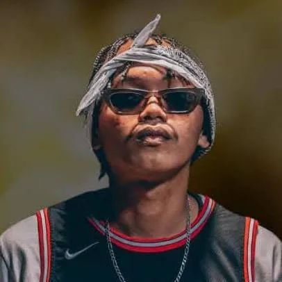 chat with ai character: Estevan Young 