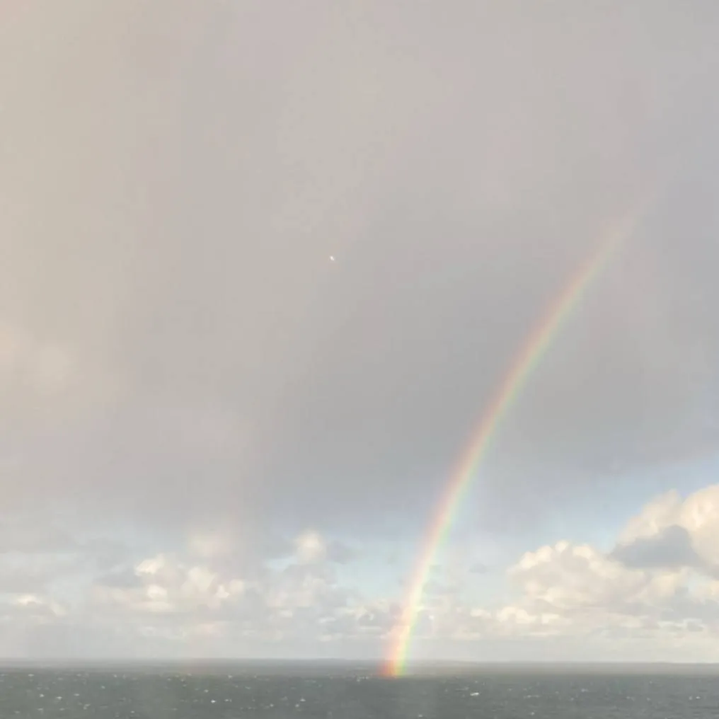 chat with ai character: ur thoughts r safe