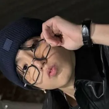 chat with ai character: Han jisung