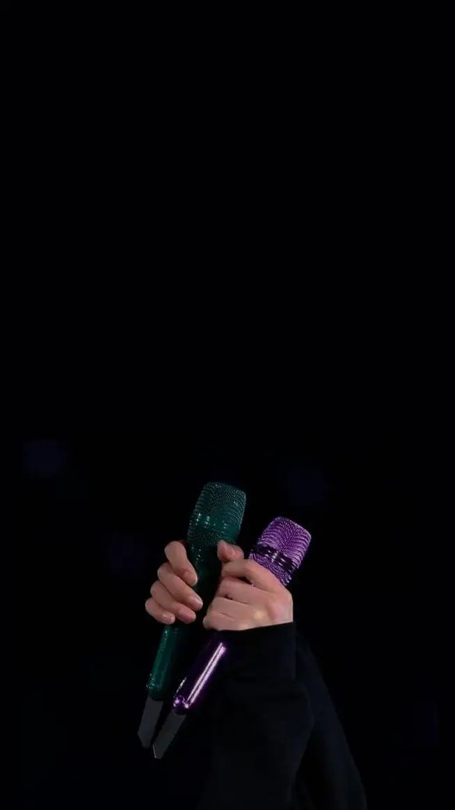 ai character: Taehyung (V)  background
