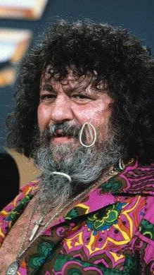 ai character: Captain Lou Albano background
