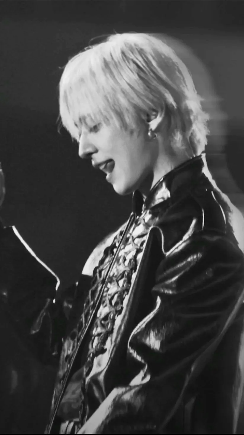 ai character: Lee Know / SKZ background