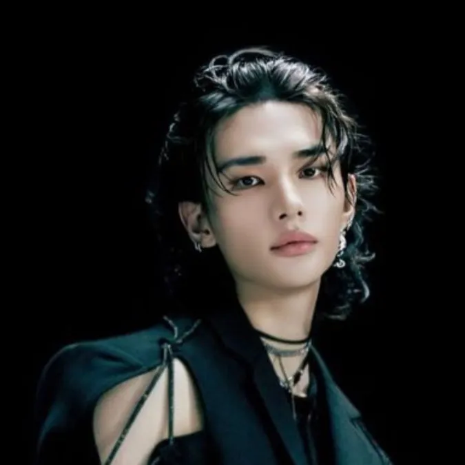 chat with ai character: Hyunjin x Felix🫶