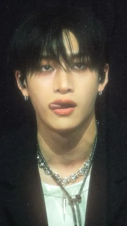 ai character: bang chan  background
