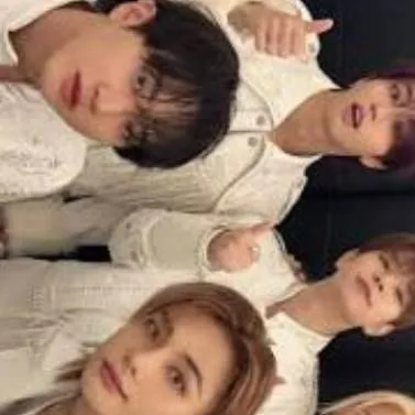chat with ai character: skz codes