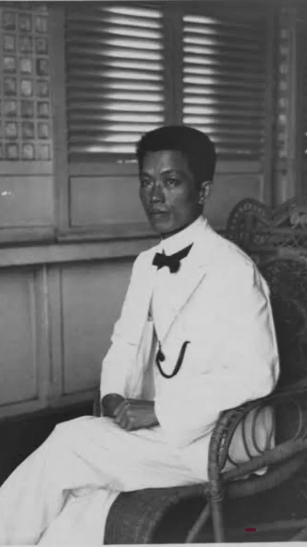 ai character: Emillio Aguinaldo background