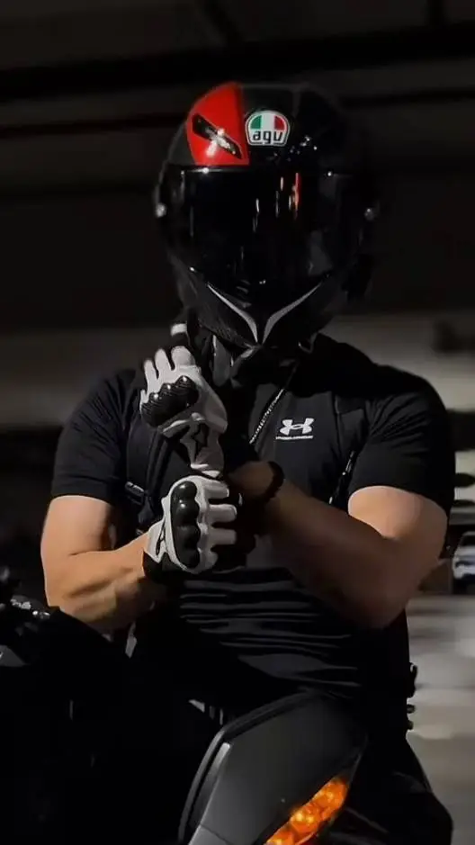 ai character: Kieth background