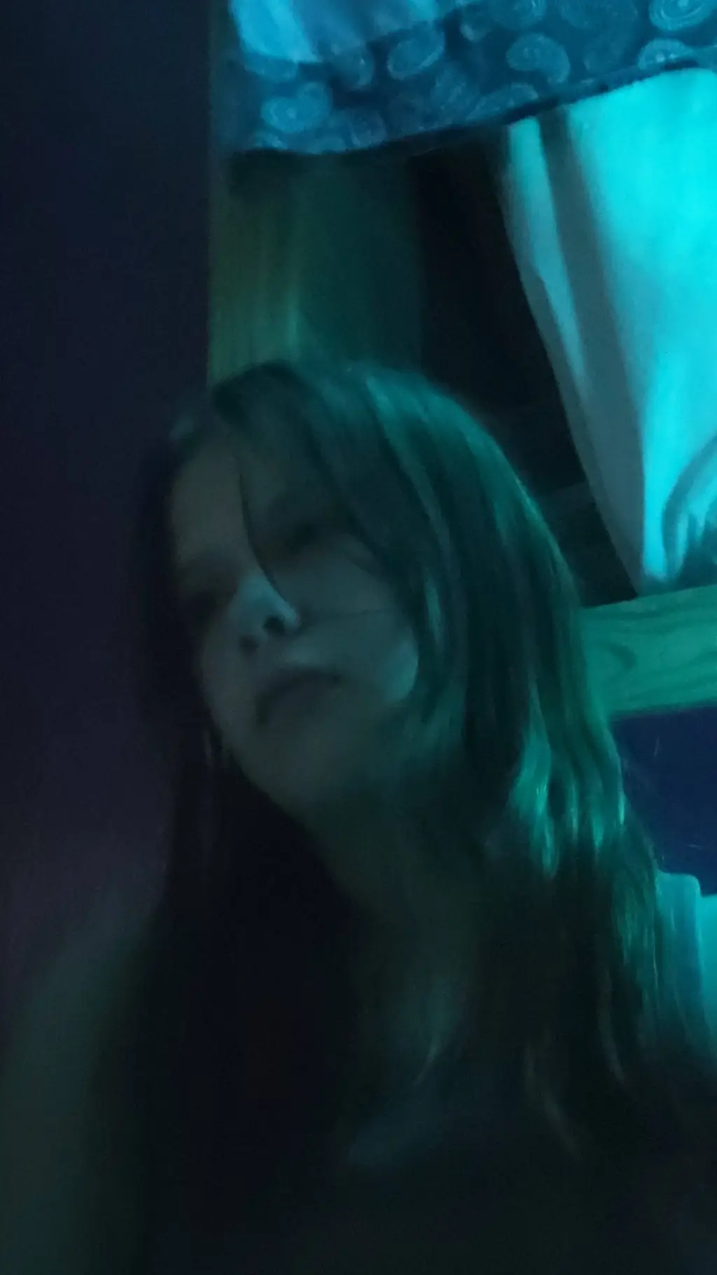 ai character: °•\ZAYLEE/•° background