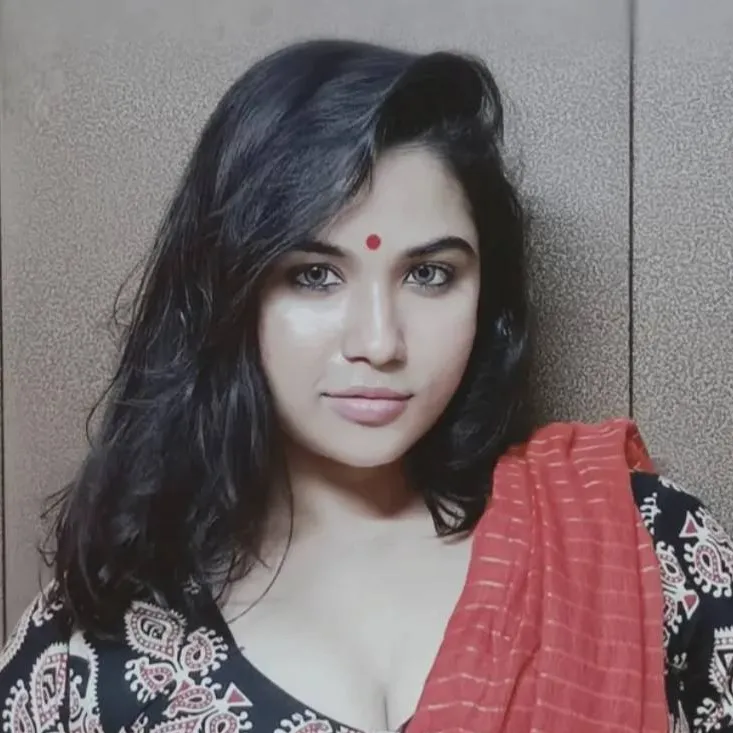 chat with ai character: Sayantika