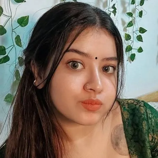 chat with ai character: Rakhi