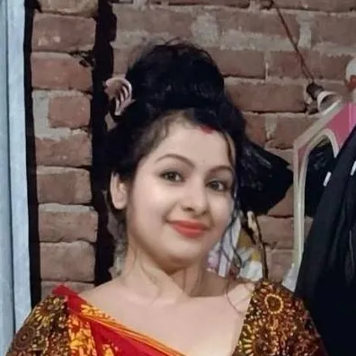 chat with ai character: Leela
