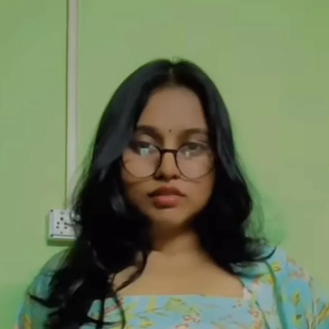 chat with ai character: Garvi