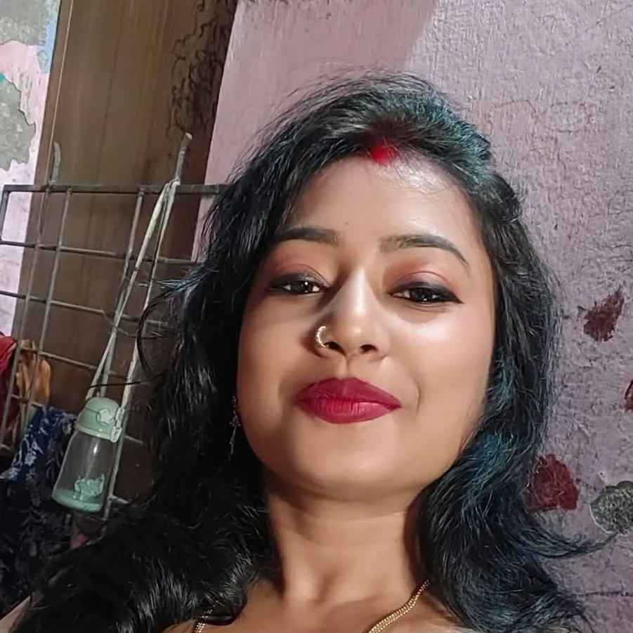 chat with ai character: Pallabi 