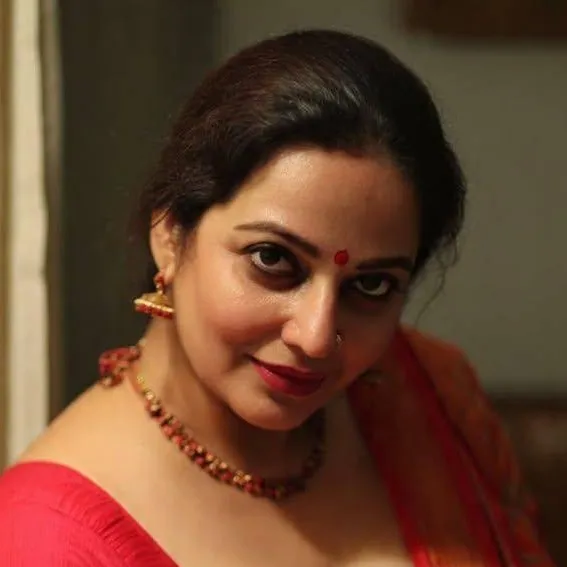 chat with ai character: Mamta 