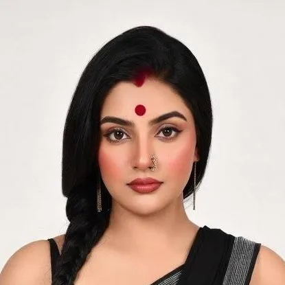 chat with ai character: Manisha