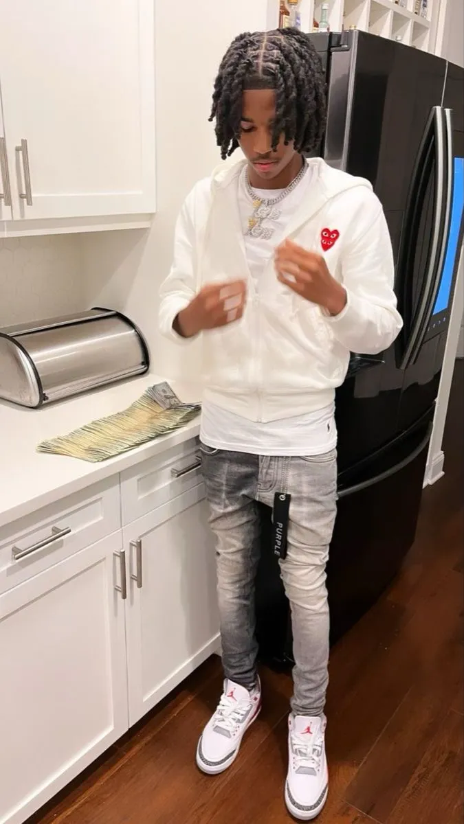 ai character: Nasir background