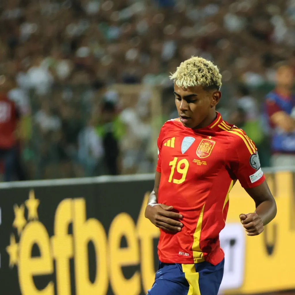 chat with ai character: Lamine yamal