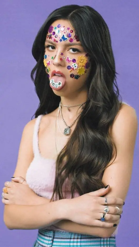 Talkie AI - Chat with Olivia Rodrigo 💜